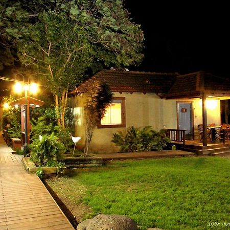 Golan Rooms At Sagi Family Country Lodging Ramot Esterno foto