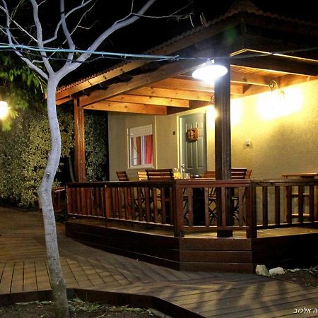 Golan Rooms At Sagi Family Country Lodging Ramot Esterno foto
