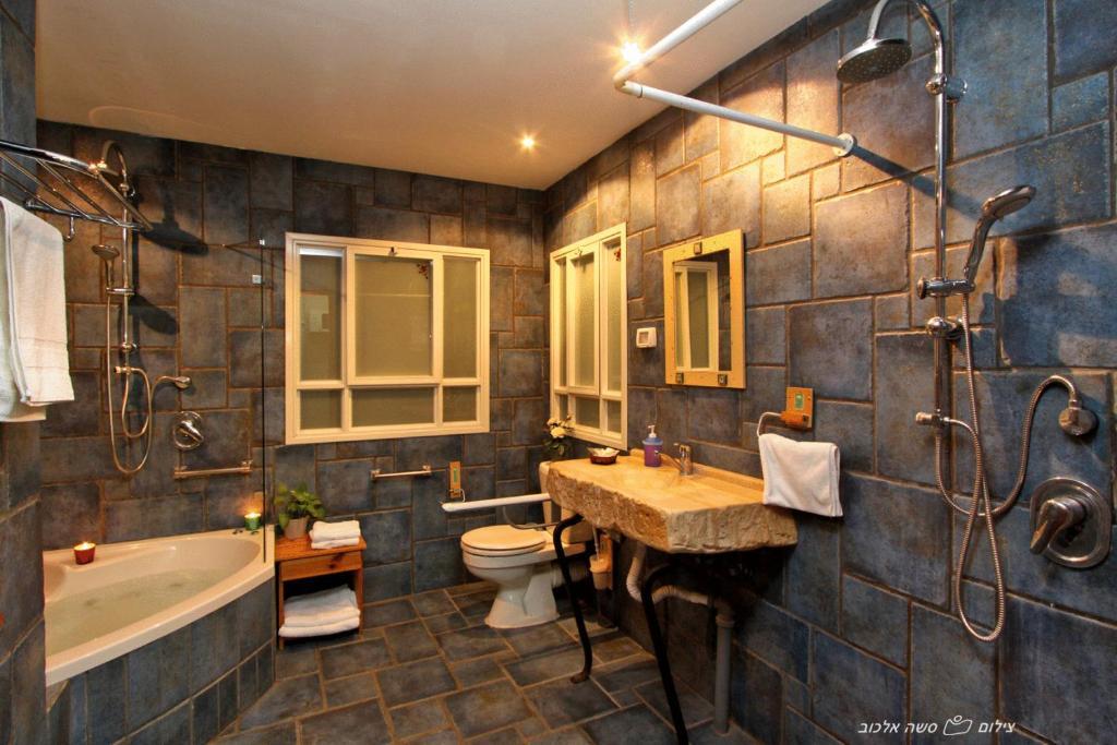 Golan Rooms At Sagi Family Country Lodging Ramot Esterno foto